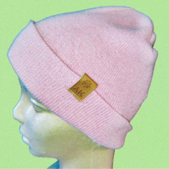 New W/O Tags Alpine Kiss Pink Beanie (One Size) - Picture 3 of 5